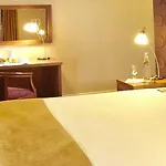 Tower & Leisure Centre 4* Γουότερφορντ