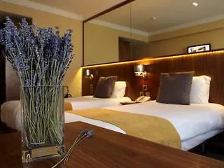 Tower & Leisure Centre 4*