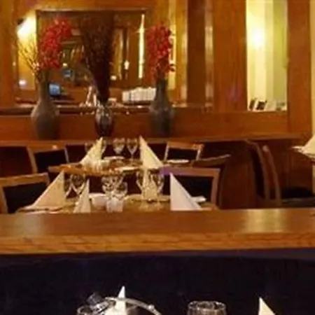 Hotel Tower Hotel&leisure Centre 4*