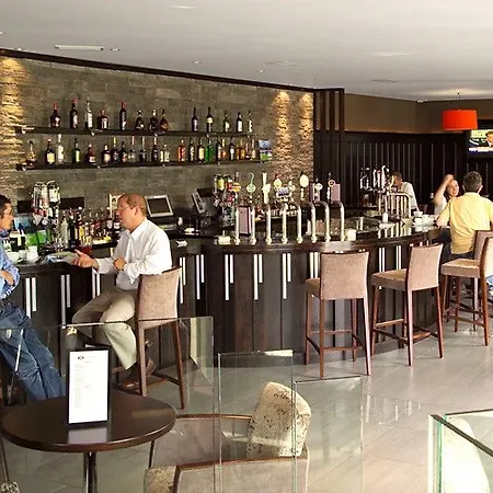 Отель Tower & Leisure Centre