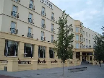 Tower & Leisure Centre Hotell 4*