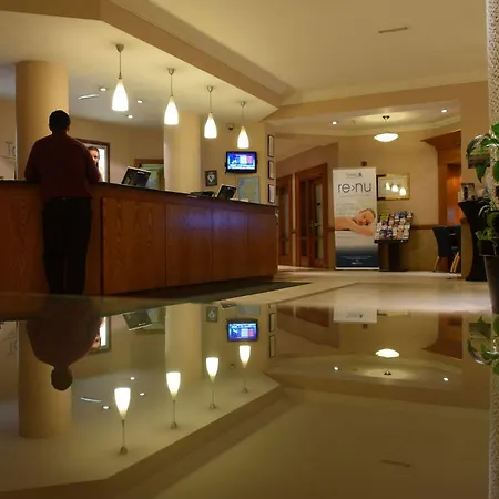 Tower & Leisure Centre Отель 4*