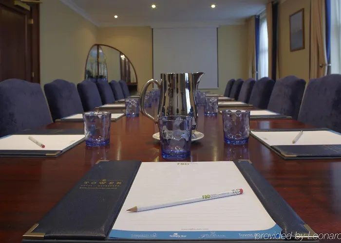 Tower & Leisure Centre Hotel