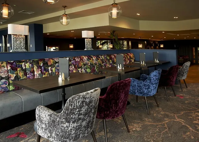 Tower & Leisure Centre Hotel 4*