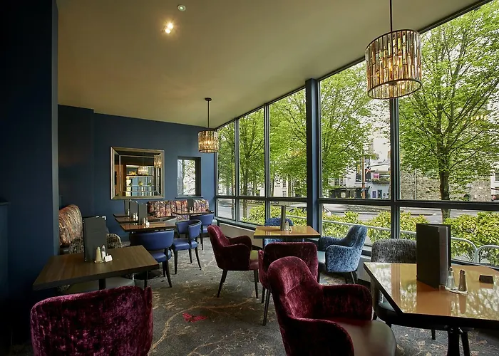 Tower & Leisure Centre 4* Waterford