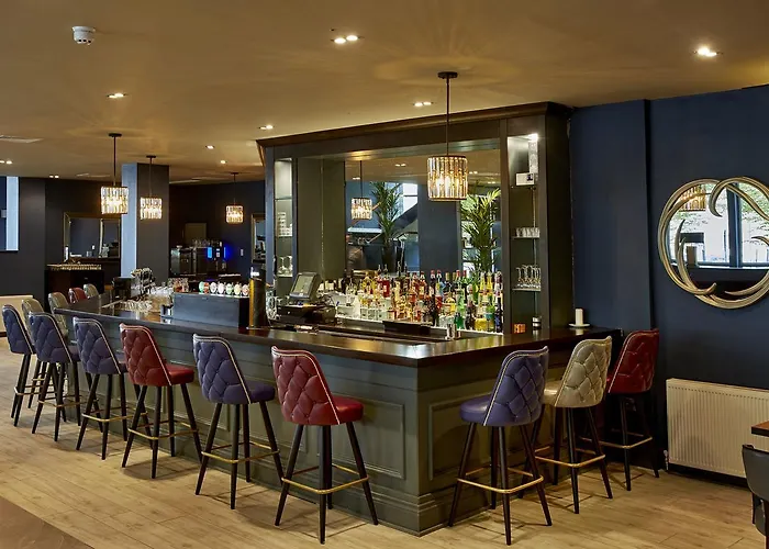 Tower & Leisure Centre Hotel