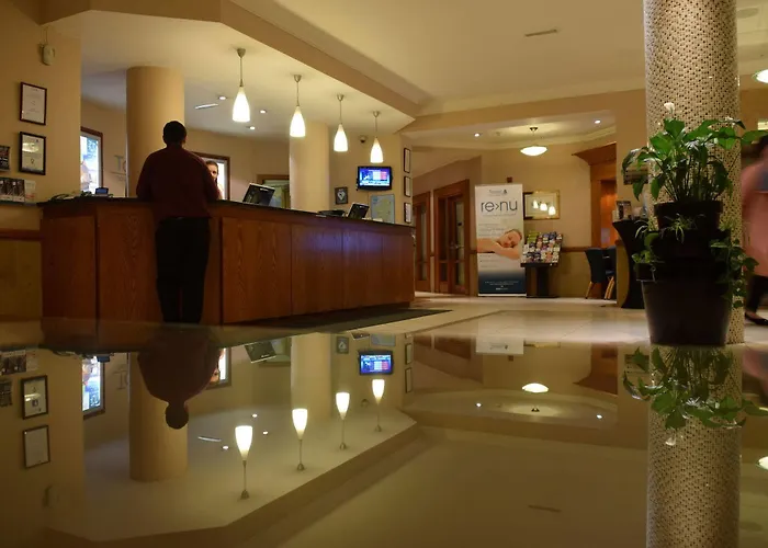 Tower & Leisure Centre Hotel 4*