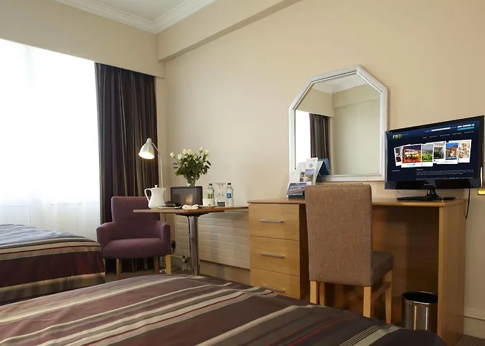 Hotel Tower & Leisure Centre 4*